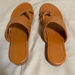 J MCLAUGHLIN’S ONDRA Quilted Leather Slide Sandals Size 9.5